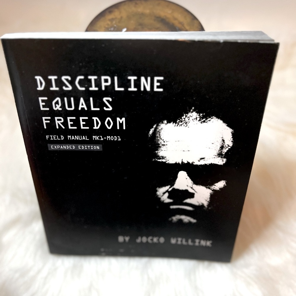 Paperback Book Discipline Equals Freedom by Jocko Willink expanded Edition